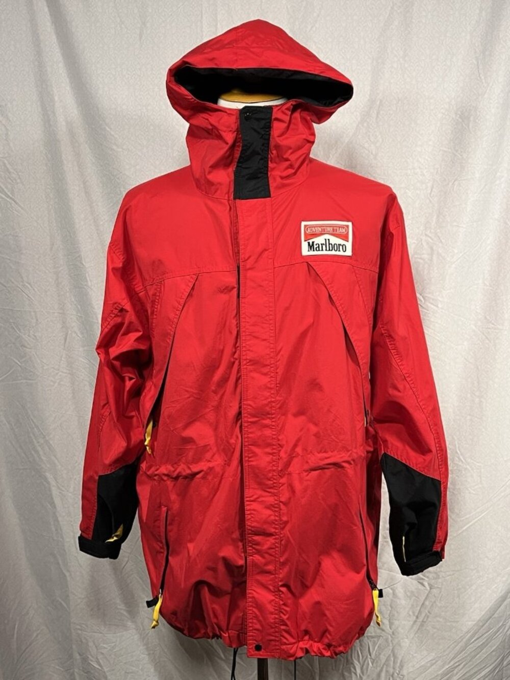 Vtg 90s Marlboro Adventure Team Windbreaker Jacket Mens XL Hooded Coat Cigarette